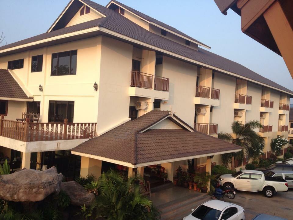 Huaymuang Apartment Ubon Ratchathani Luaran gambar